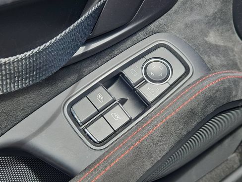 Certified 2019 Porsche 911 GT2 RS RWD image 24