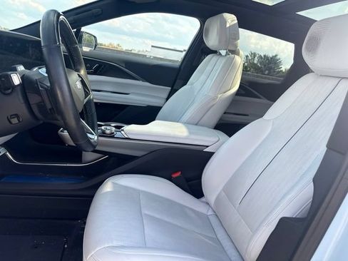 Certified 2024 Cadillac Lyriq Luxury RWD image 3