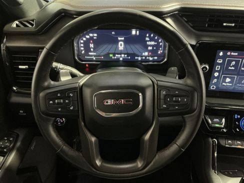 Used 2022 GMC Sierra 1500 AT4 w/ AT4 Premium Package AWD/4WD image 17