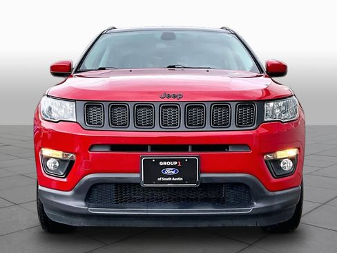 Used 2021 Jeep Compass Latitude image 4