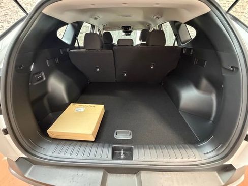 New 2026 Hyundai Tucson SE image 11