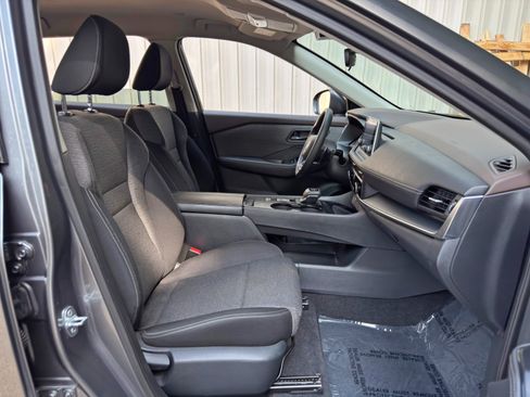 Used 2022 Nissan Rogue S FWD image 14