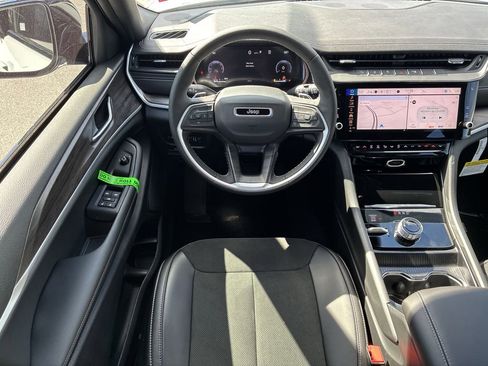 New 2026 Jeep Grand Cherokee Altitude AWD/4WD image 14