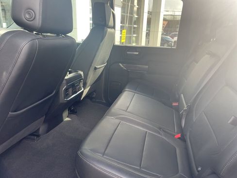 Used 2021 Chevrolet Silverado 2500 LTZ w/ LTZ Premium Package image 18