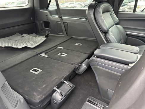 Used 2025 Lincoln Navigator L Reserve w/ Jet Appearance Package AWD/4WD image 10