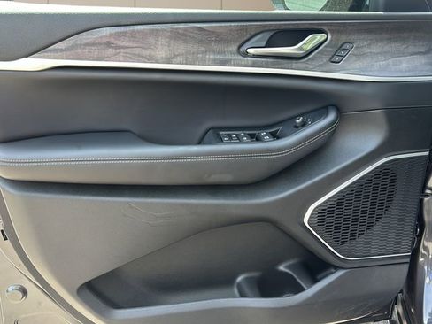 New 2026 Jeep Grand Cherokee L Limited AWD/4WD image 41