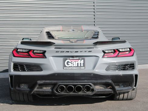 Used 2025 Chevrolet Corvette Z06 image 6