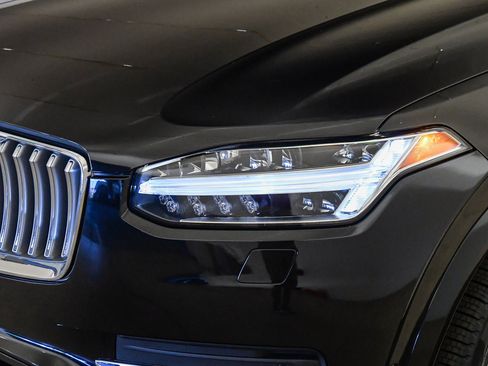 Used 2023 Volvo XC90 B6 Ultimate w/ Protection Package Premier AWD/4WD image 8