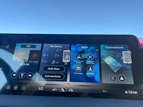 New 2026 Nissan Kicks SR w/ Cold Weather Package image 8