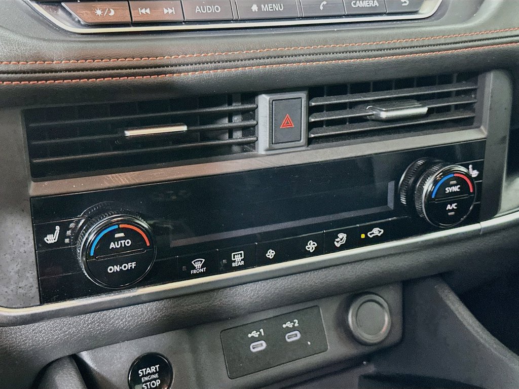 Certified 2025 Nissan Rogue SV AWD/4WD image 22