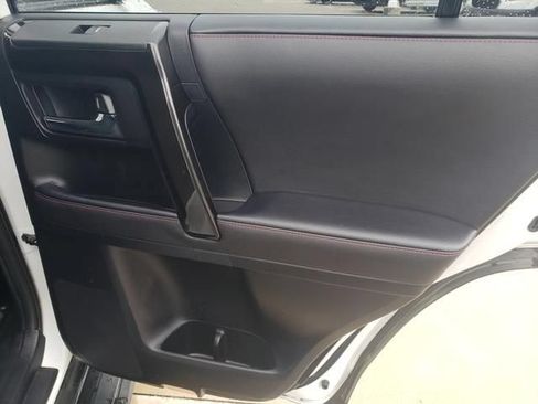 Used 2024 Toyota 4Runner TRD Off-Road Premium w/ Moonroof Package AWD/4WD image 19