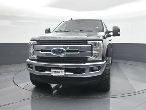 Used 2019 Ford F250 Lariat w/ Lariat Ultimate Package AWD/4WD image 5