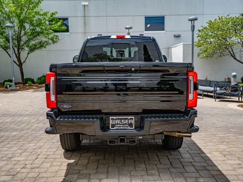 Used 2025 Ford F250 Platinum AWD/4WD image 6