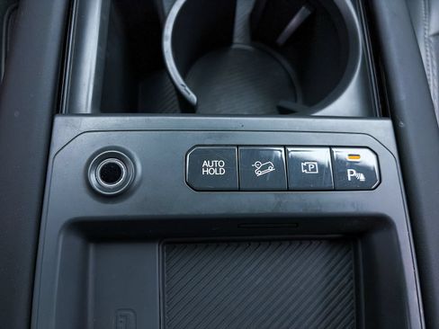 Certified 2024 Kia EV9 Land AWD/4WD image 31