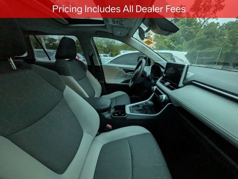 Certified 2023 Toyota RAV4 XLE w/ Convenience Package FWD image 10