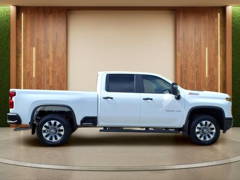 Certified 2025 Chevrolet Silverado 2500 Custom w/ Custom Value Package AWD/4WD image 32