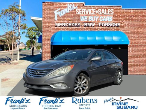 Used 2011 Hyundai Sonata SE w/ Navigation & Sunroof Pkg 4 FWD image 1