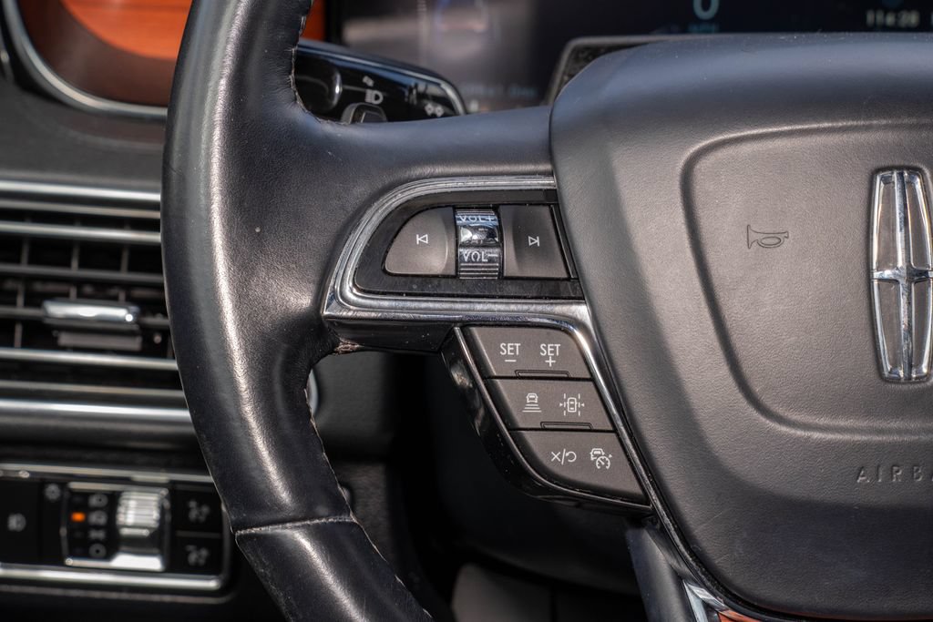 Used 2024 Lincoln Navigator Reserve AWD/4WD image 25