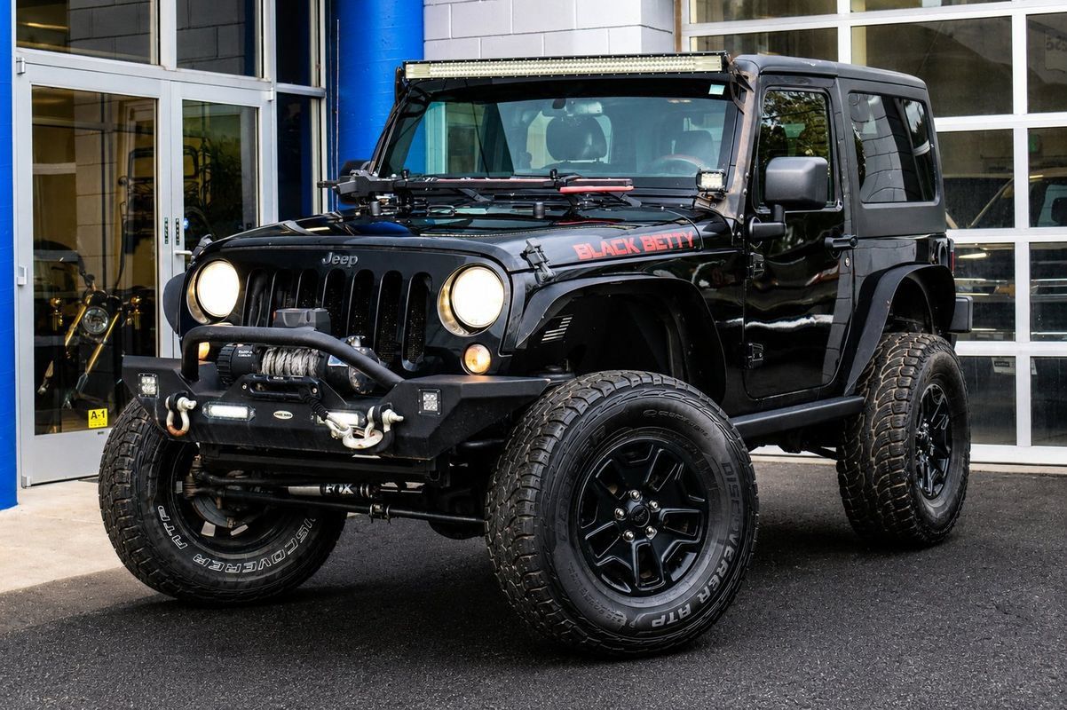 Used 2017 Jeep Wrangler Sport AWD/4WD image 1