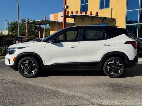 New 2026 Kia Seltos S image 3