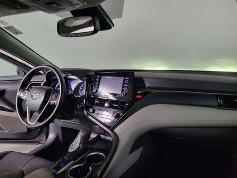 Used 2022 Toyota Camry LE image 24