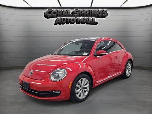 Used 2014 Volkswagen Beetle TDI image 3