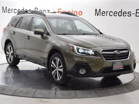 Used 2018 Subaru Outback 2.5i Limited AWD/4WD image 8