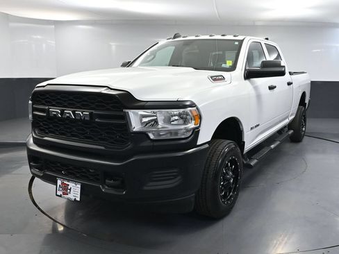 Used 2022 RAM 2500 Tradesman AWD/4WD image 12