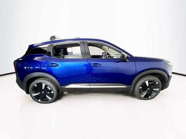 New 2026 Nissan Kicks SR w/ Illumination Package AWD/4WD image 4