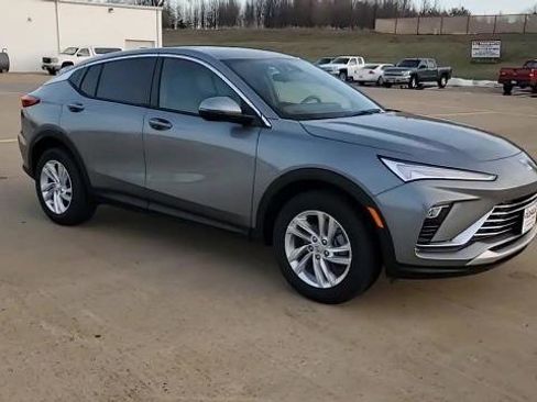 New 2026 Buick Envista Preferred w/ Convenience II Package image 2