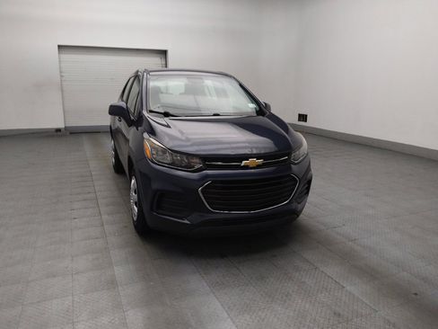 Used 2018 Chevrolet Trax LS FWD image 13