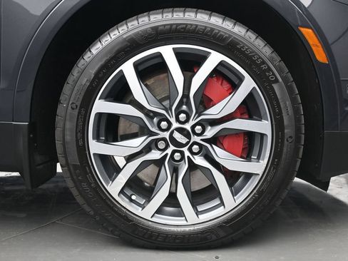 Used 2023 Cadillac XT5 Sportv w/ Technology Package AWD/4WD image 37