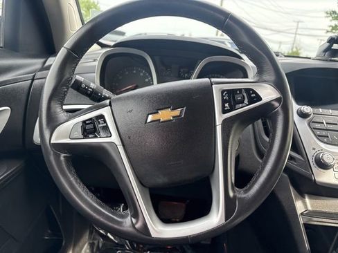 Used 2016 Chevrolet Equinox LTZ w/ Enhanced Convenience Package AWD/4WD image 19