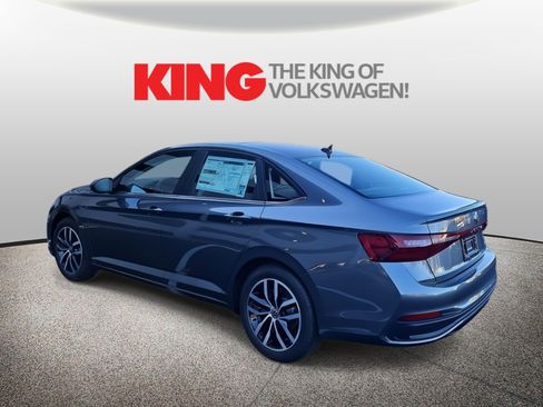 New 2026 Volkswagen Jetta SE image 6