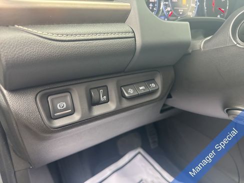 Used 2023 GMC Acadia Denali w/ Denali Ultimate Package image 28