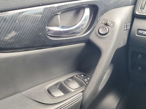 Used 2020 Nissan Rogue SL FWD image 19