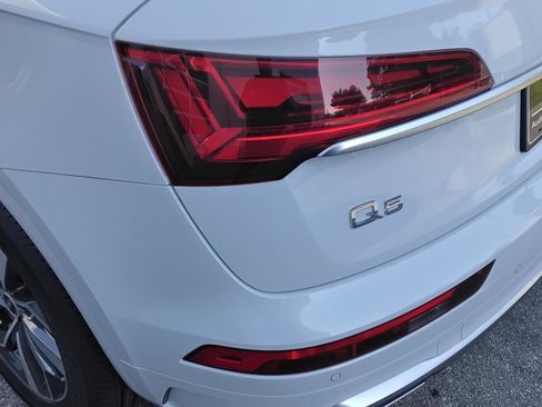 Certified 2023 Audi Q5 2.0T Premium Plus w/ Premium Plus Package image 10