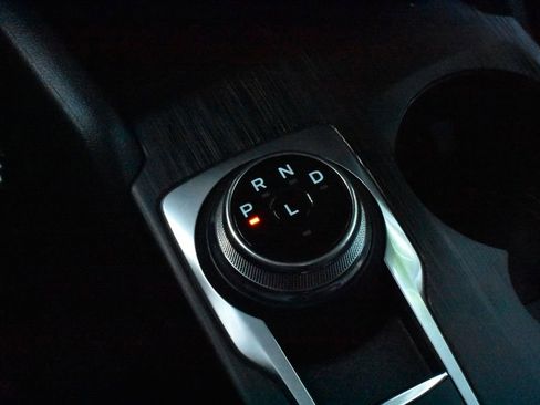 Used 2025 Ford Escape Platinum image 21