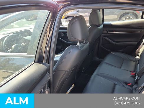 Used 2024 MAZDA MAZDA3 s FWD image 8