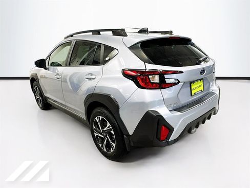 Certified 2024 Subaru Crosstrek 2.0i Premium image 7