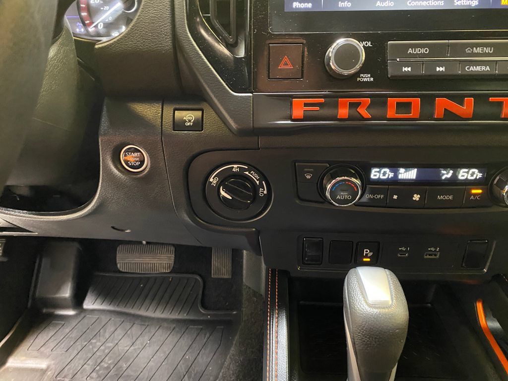 Used 2025 Nissan Frontier PRO-4X AWD/4WD image 42
