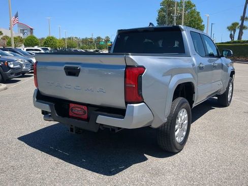 Certified 2024 Toyota Tacoma SR5 image 4