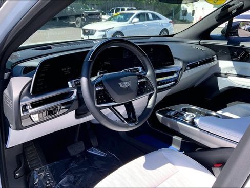 Certified 2024 Cadillac Lyriq Luxury w/ LPO, Floor Liner Package AWD/4WD image 14