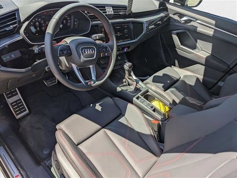 New 2025 Audi Q3 2.0T Premium Plus image 3