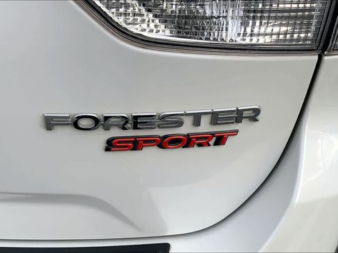 Used 2020 Subaru Forester Sport image 9