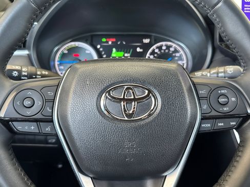 Certified 2023 Toyota Venza Nightshade AWD/4WD image 22