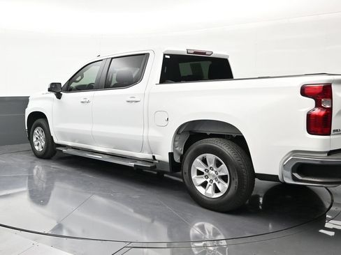 Used 2021 Chevrolet Silverado 1500 LT RWD image 3