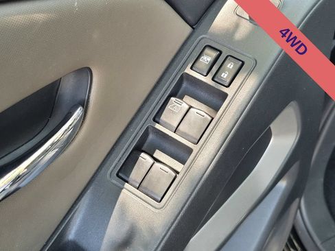 Used 2022 Nissan Frontier SV w/ Technology Package AWD/4WD image 16