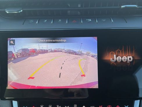 New 2026 Jeep Grand Cherokee L Limited w/ Limited Altitude Package RWD image 32