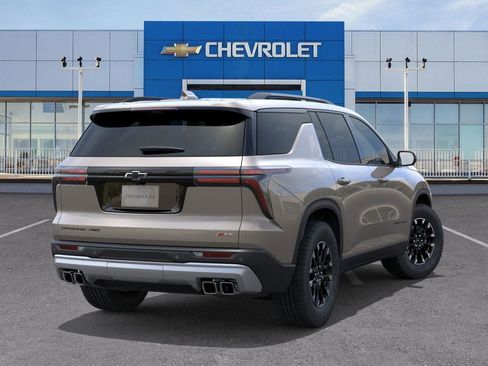 New 2026 Chevrolet Traverse Z71 w/ Enhanced Driving Package image 4